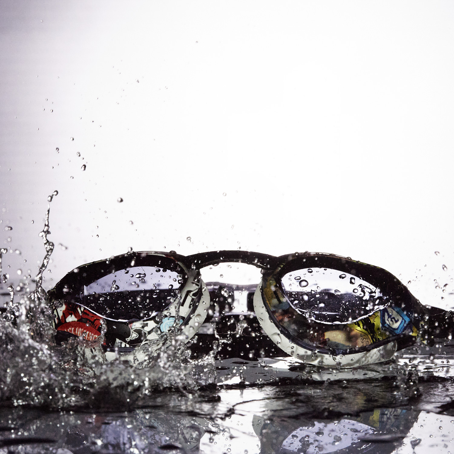 ABC okularków pływackich, czyli jak wybrać najlepszy model dla siebie
